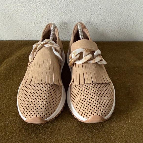 Yellowbox Riska Slip-On Loafer Women’s Size 7 - Picture 2 of 7